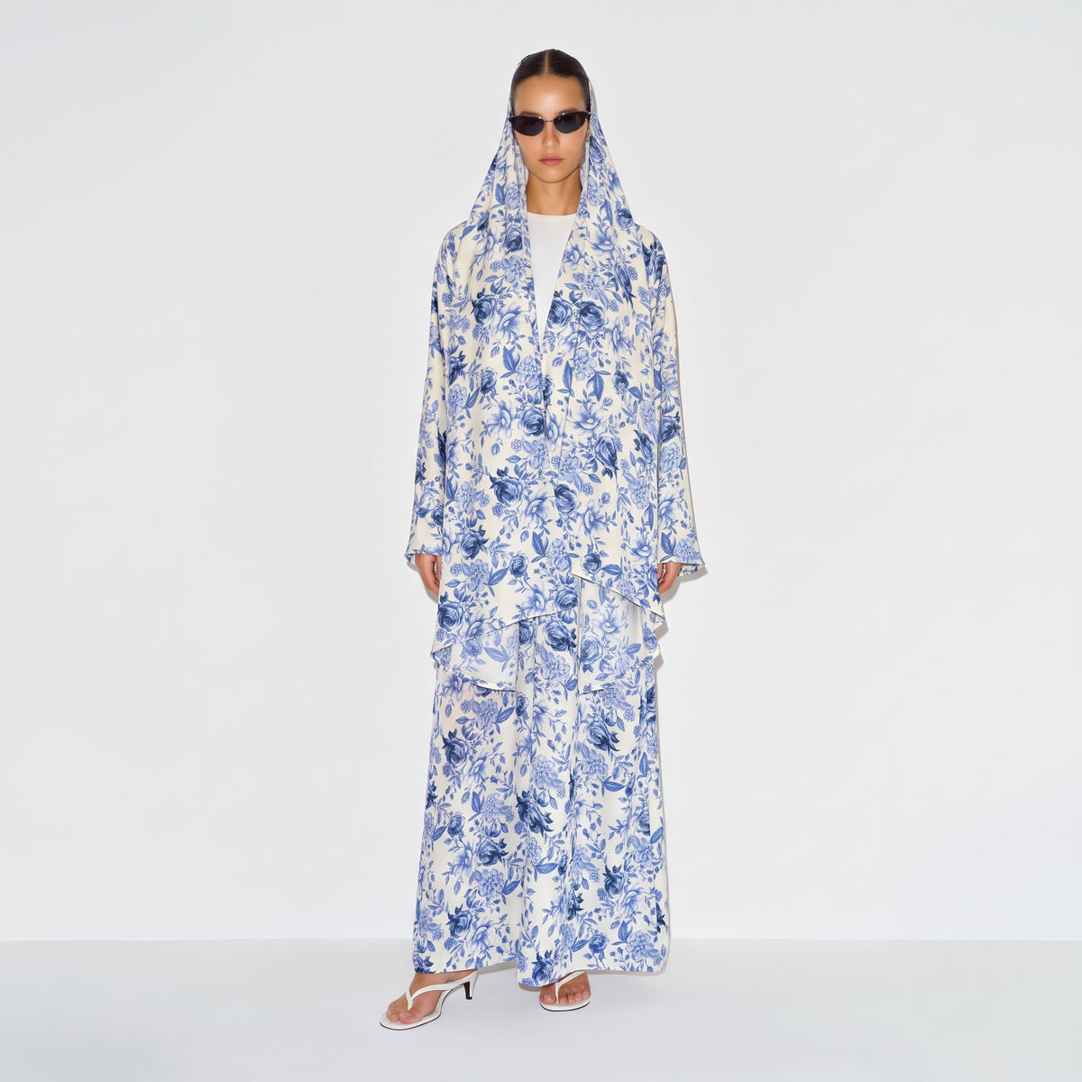 Porcelain Garden Abaya