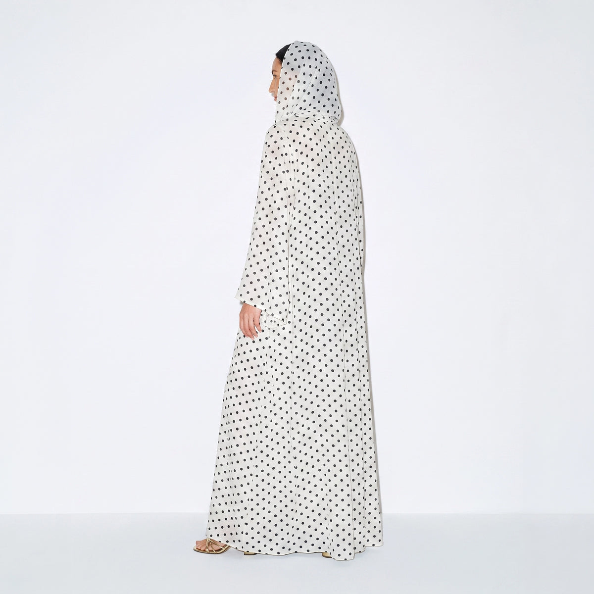 Vintage Dot Abaya