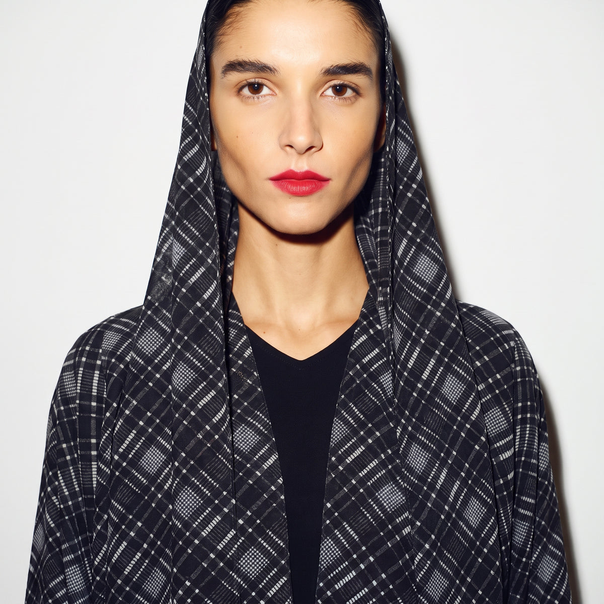 Onyx Plaid Abaya