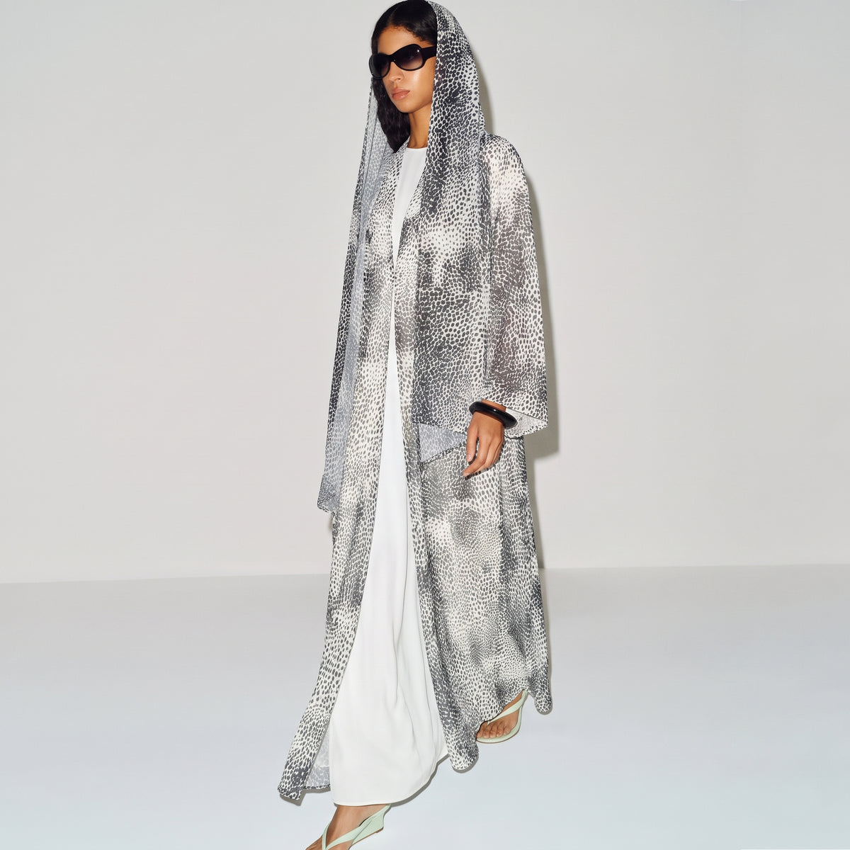 Snow Leopard Abaya