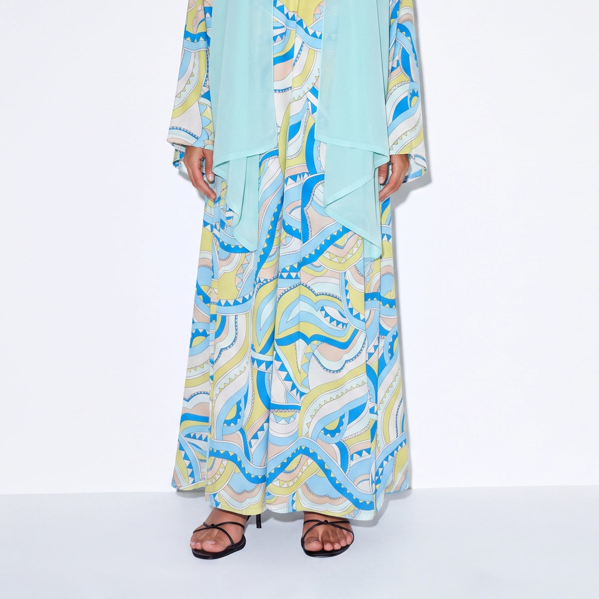 Riviera Swirl Abaya