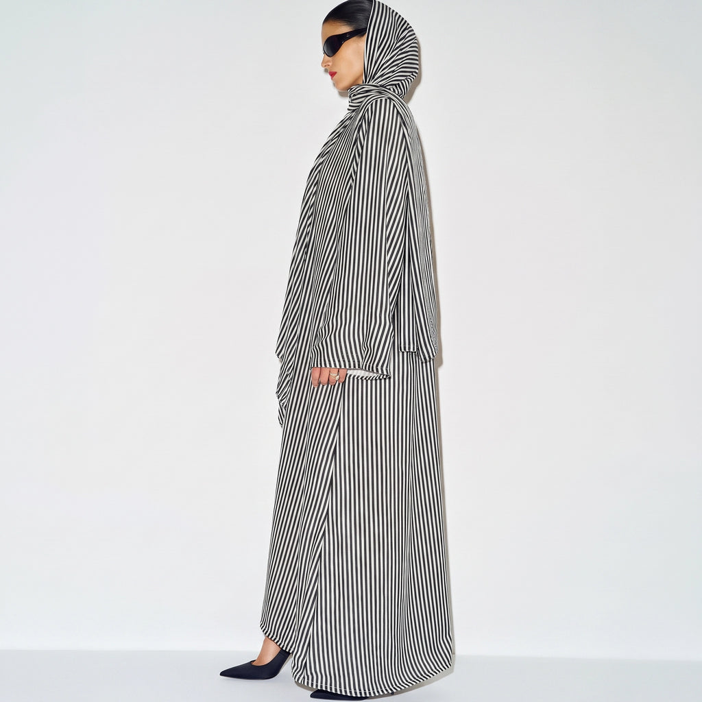 Louvre Line Abaya