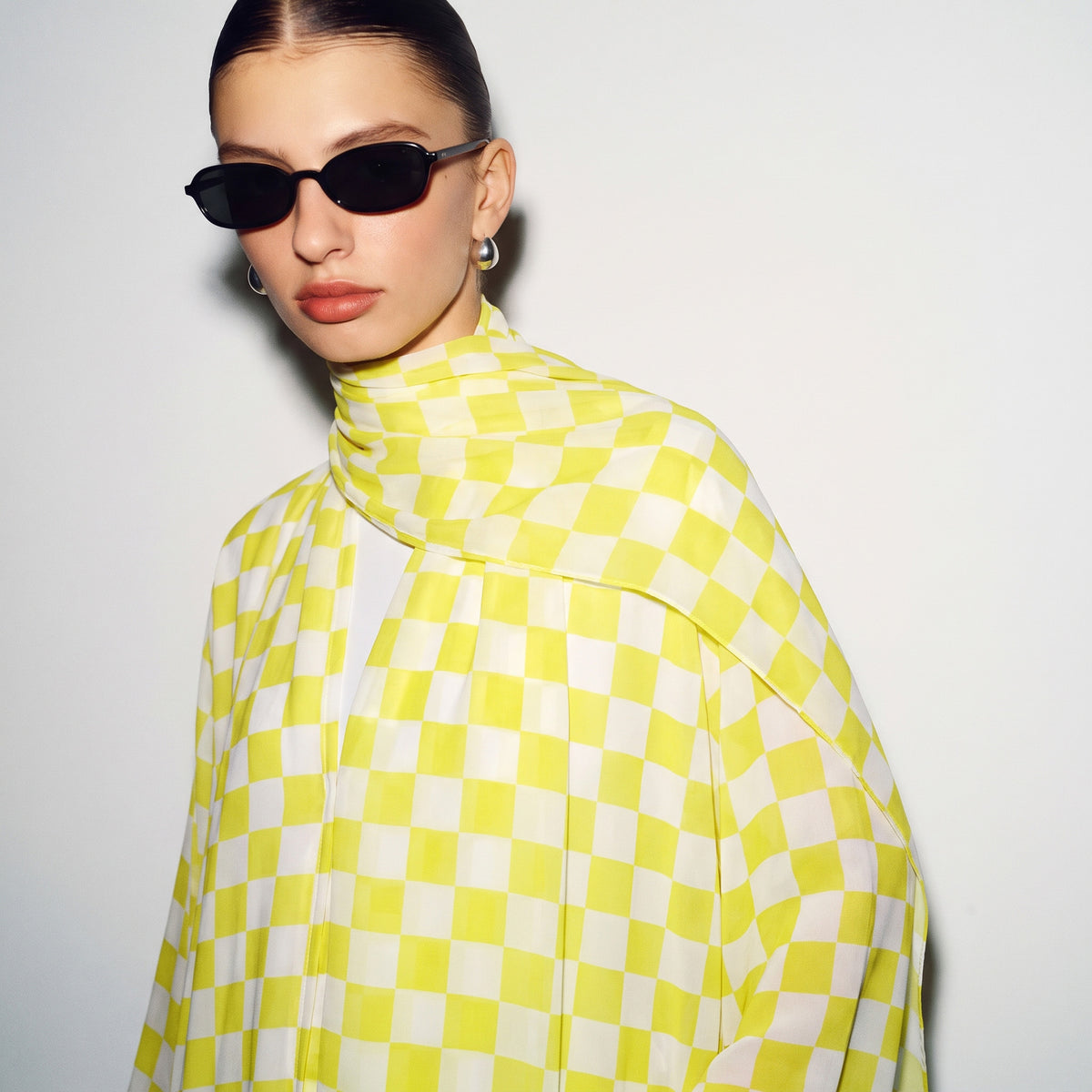 Lemon Pop Abaya